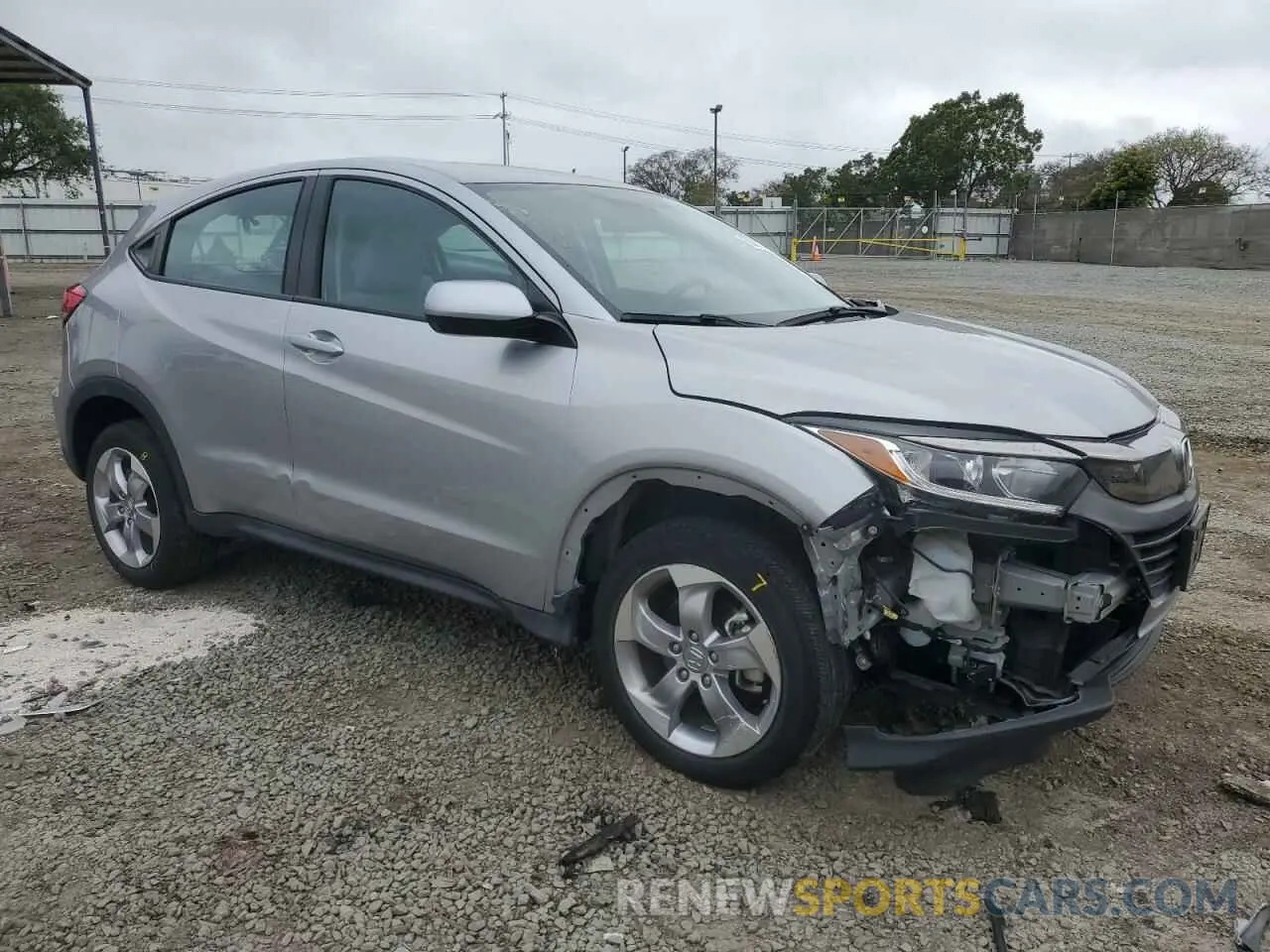 4 Фотография поврежденного автомобиля 3CZRU5H34MM721569 HONDA HR-V 2021