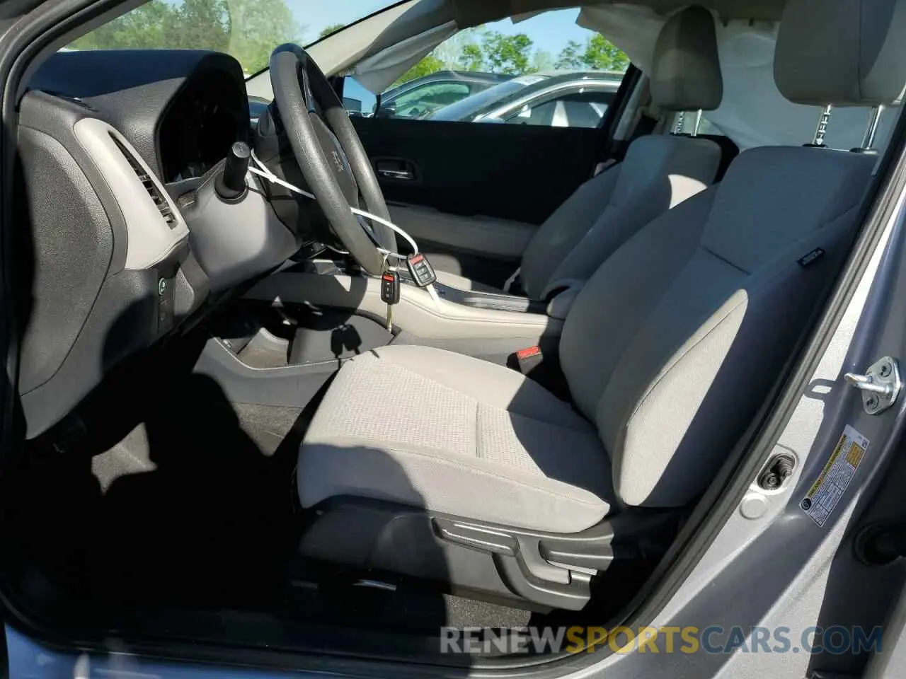 7 Photograph of a damaged car 3CZRU5H34MM731342 HONDA HR-V 2021