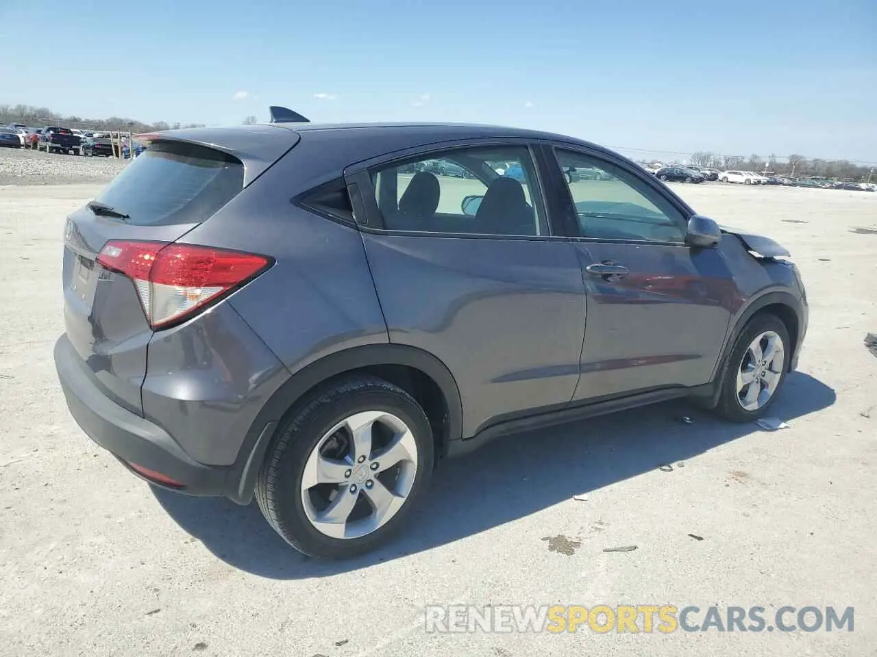 3 Photograph of a damaged car 3CZRU5H36MM709875 HONDA HR-V 2021