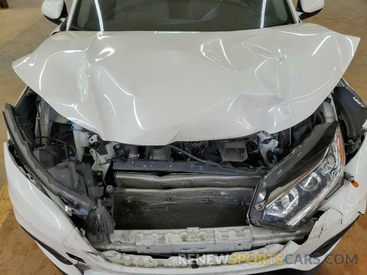 12 Photograph of a damaged car 3CZRU5H37MM717984 HONDA HR-V 2021
