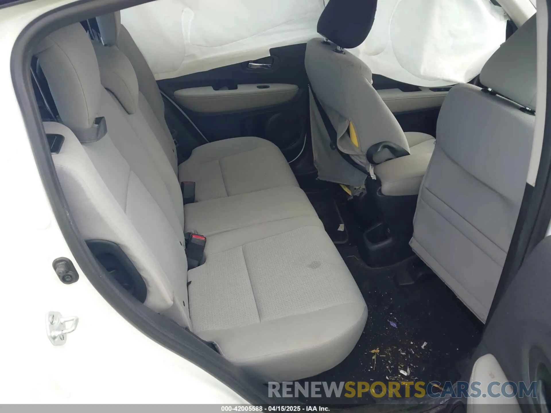 8 Photograph of a damaged car 3CZRU5H37MM718648 HONDA HR-V 2021