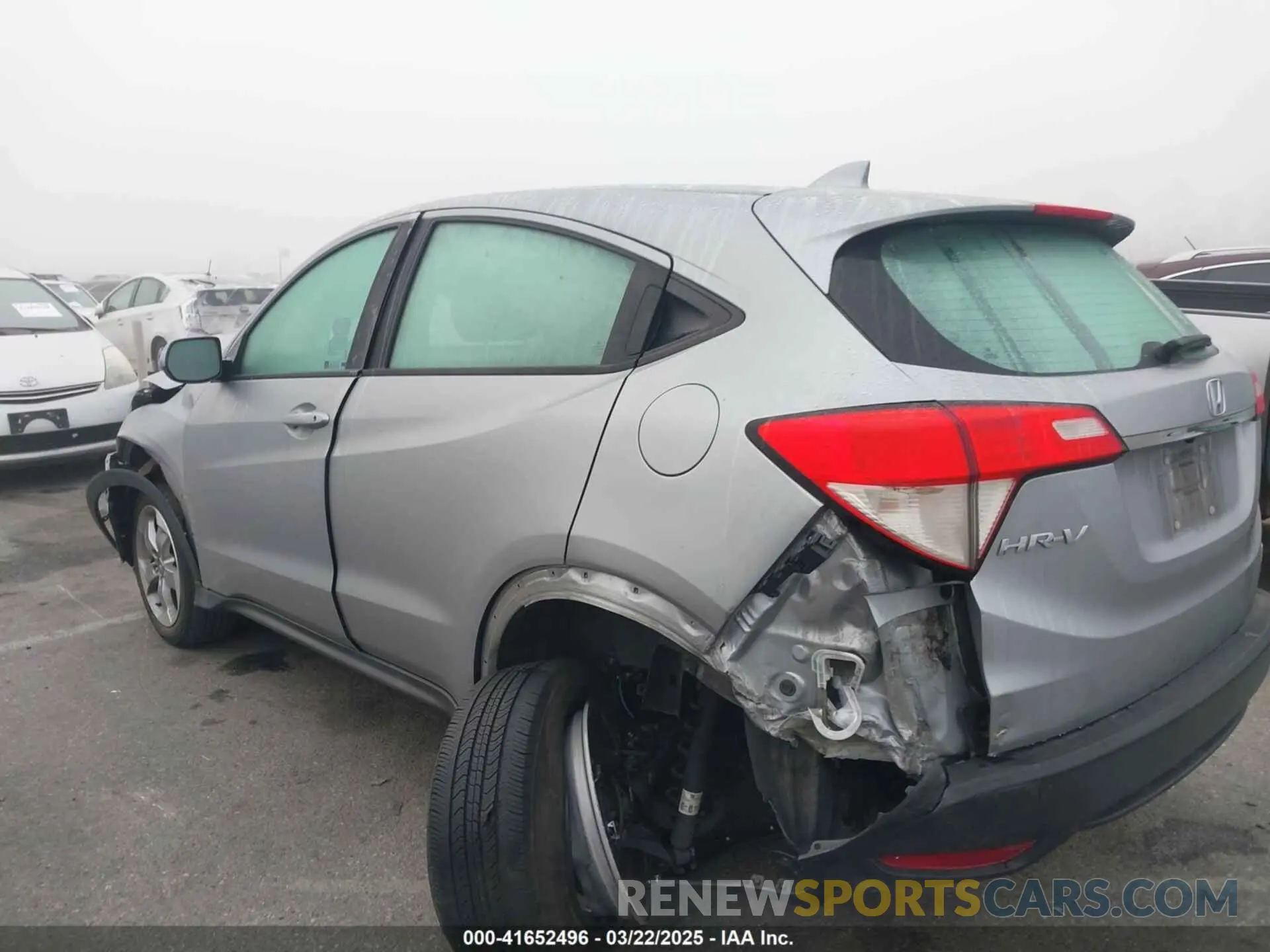 14 Photograph of a damaged car 3CZRU5H37MM730671 HONDA HR-V 2021