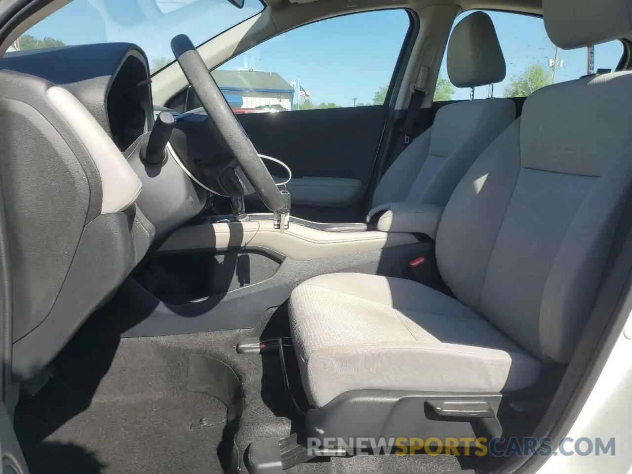 7 Photograph of a damaged car 3CZRU5H38MM732896 HONDA HR-V 2021