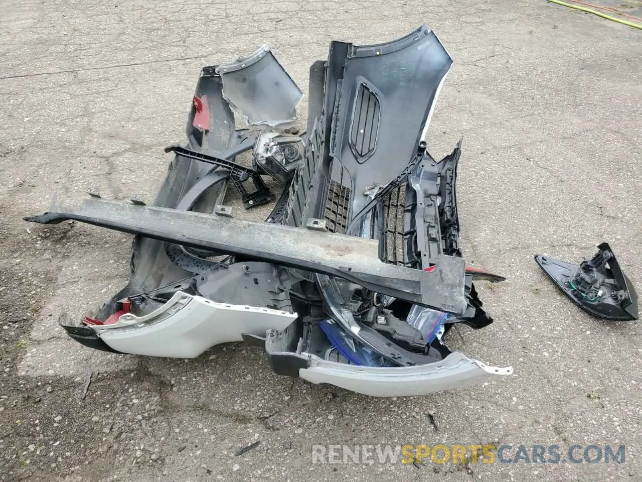 12 Photograph of a damaged car 3CZRU5H39MM727447 HONDA HR-V 2021