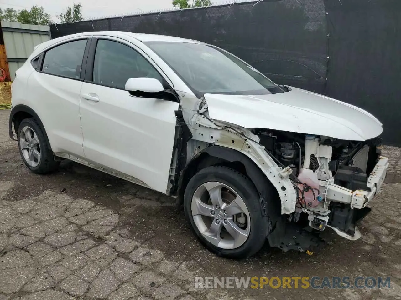 4 Photograph of a damaged car 3CZRU5H39MM727447 HONDA HR-V 2021