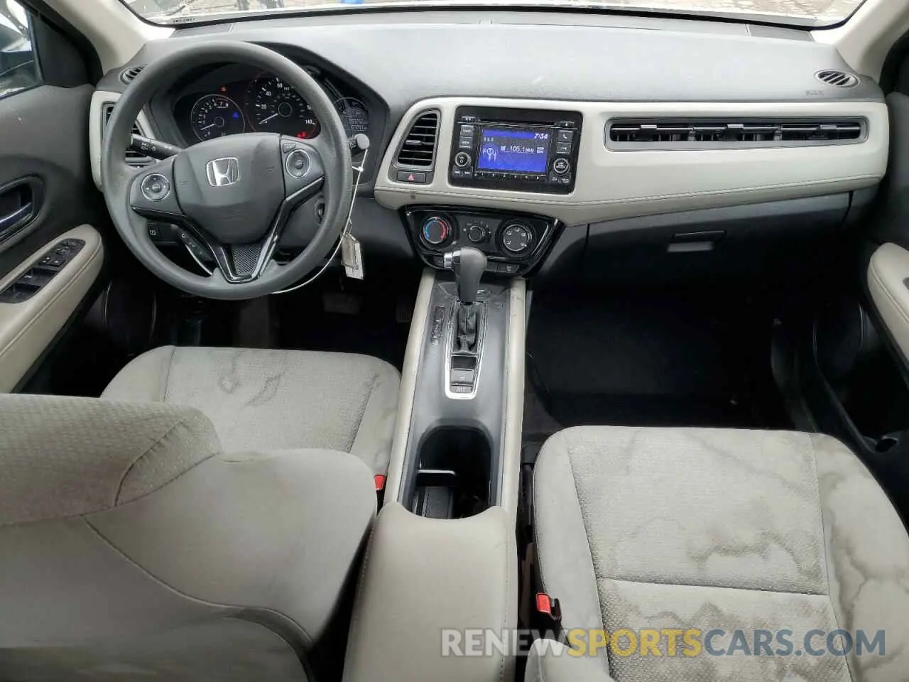 8 Photograph of a damaged car 3CZRU5H39MM727447 HONDA HR-V 2021