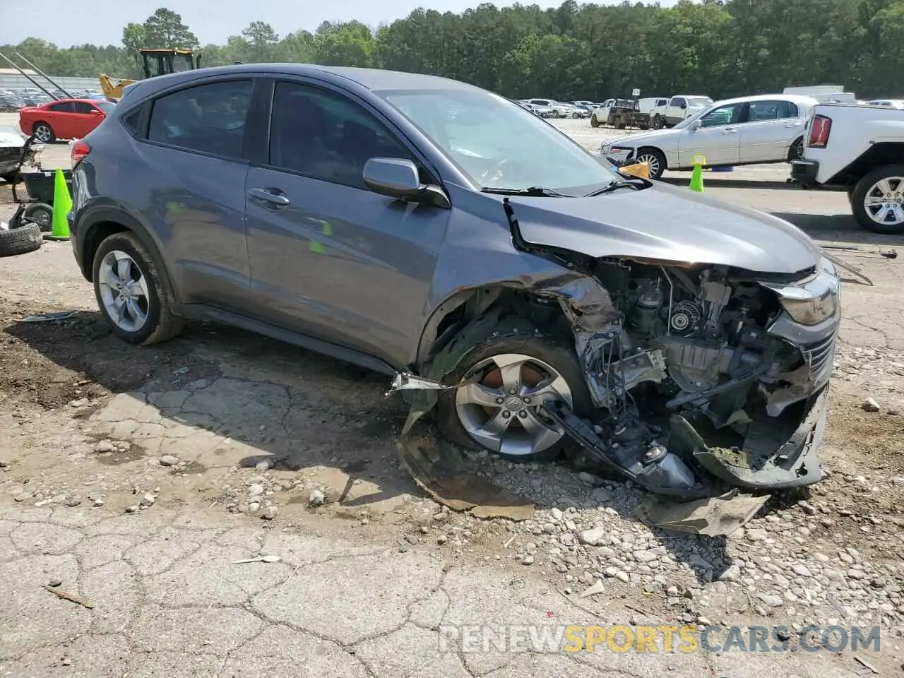 4 Photograph of a damaged car 3CZRU5H3XMM729921 HONDA HR-V 2021