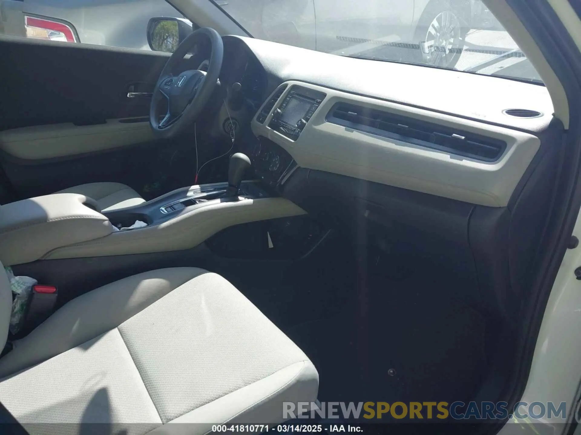 5 Photograph of a damaged car 3CZRU5H3XMM734889 HONDA HR-V 2021