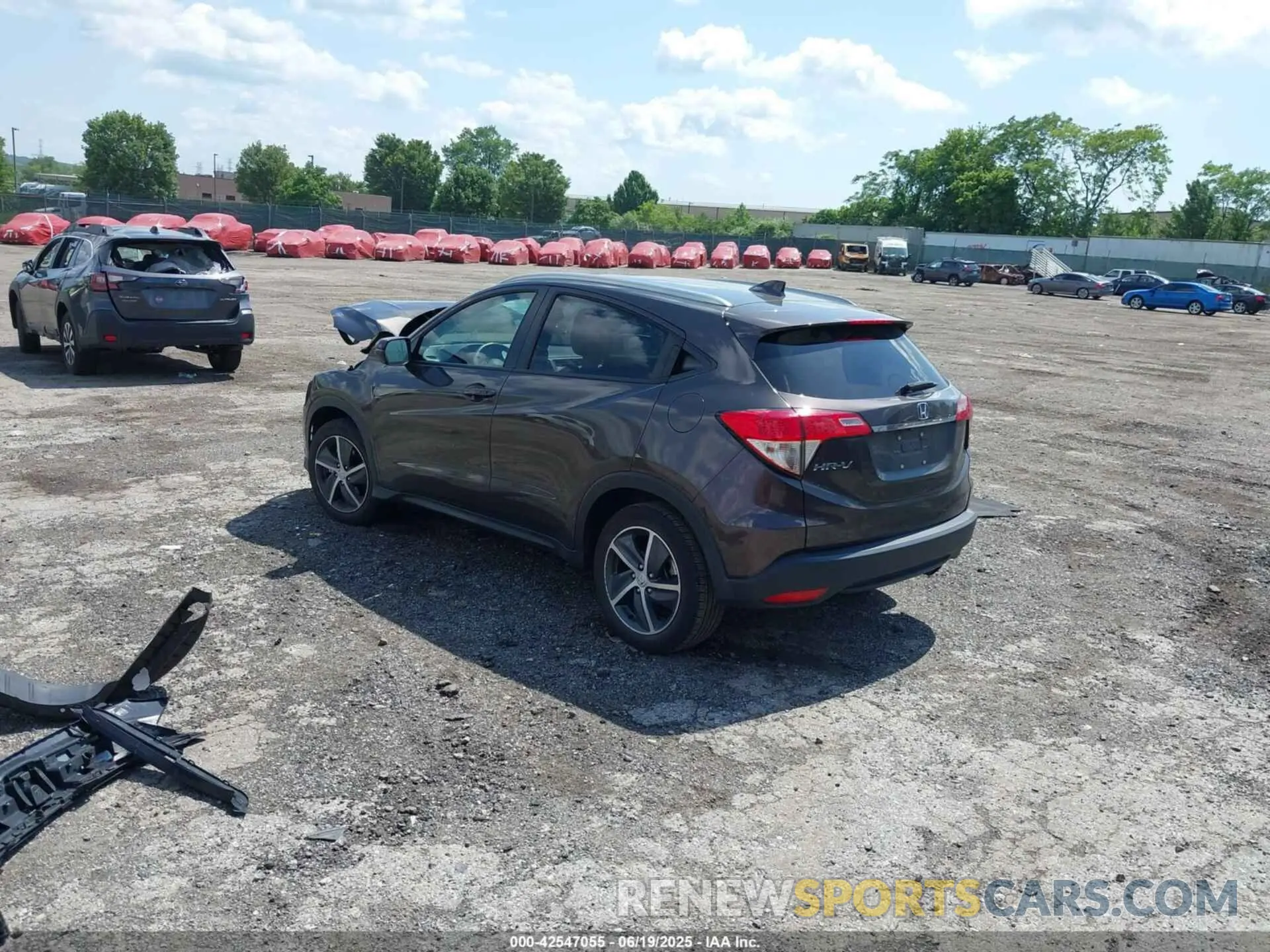 3 Photograph of a damaged car 3CZRU5H51MM711843 HONDA HR-V 2021