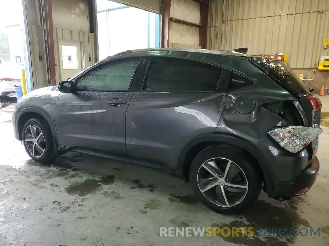 2 Photograph of a damaged car 3CZRU5H52MM717599 HONDA HR-V 2021