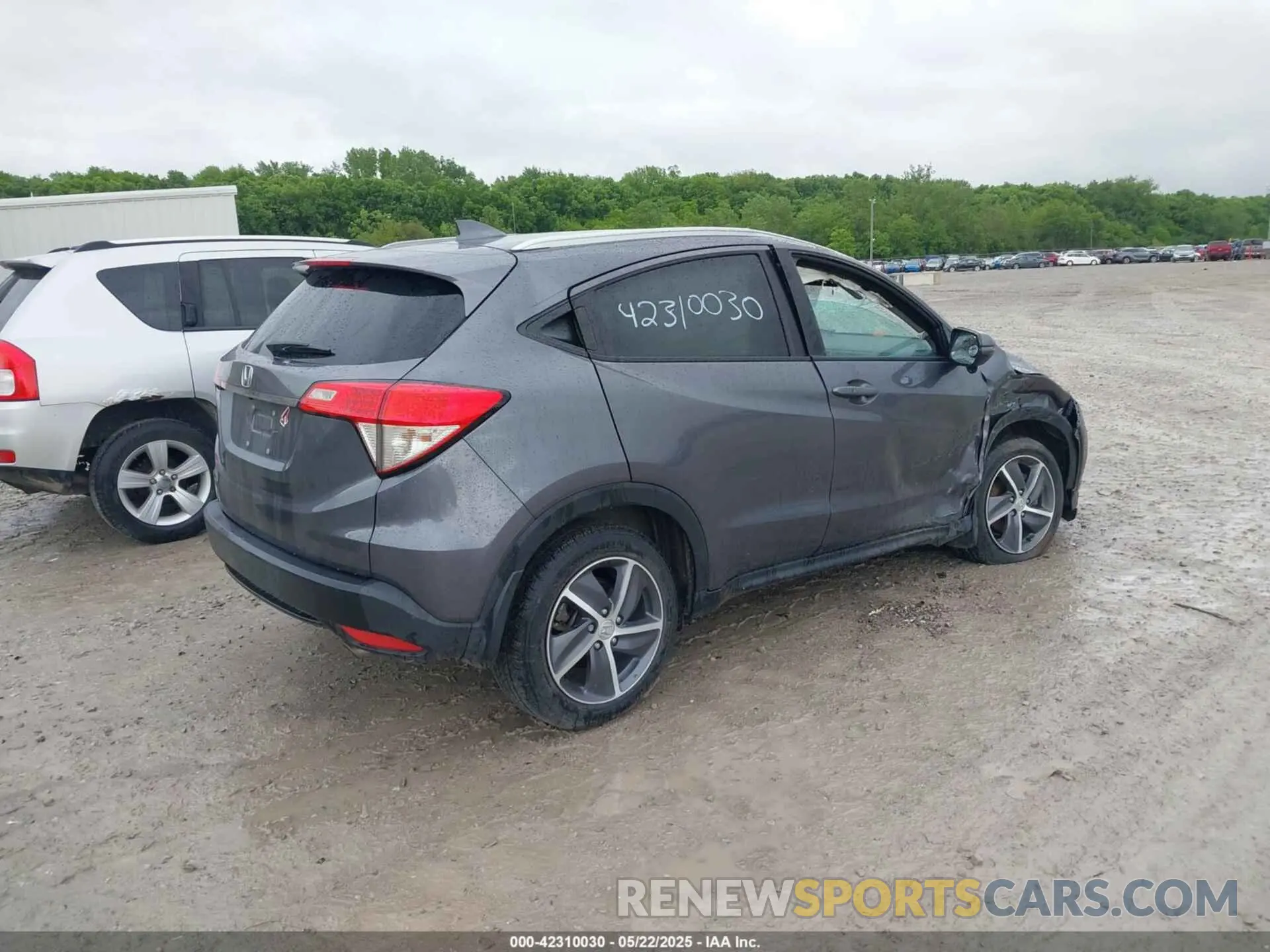 4 Фотография поврежденного автомобиля 3CZRU5H52MM726660 HONDA HR-V 2021