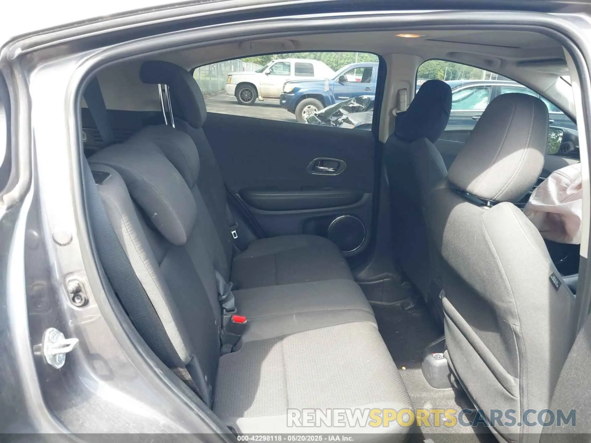 8 Фотография поврежденного автомобиля 3CZRU5H53MM705770 HONDA HR-V 2021