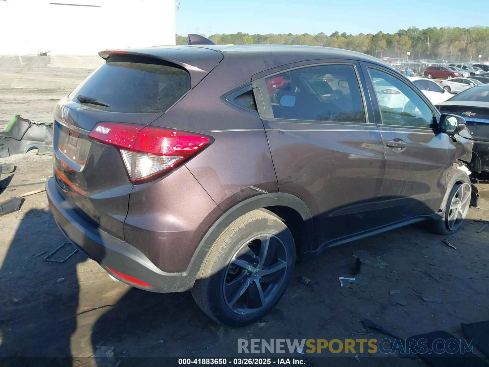 4 Photograph of a damaged car 3CZRU5H53MM721676 HONDA HR-V 2021