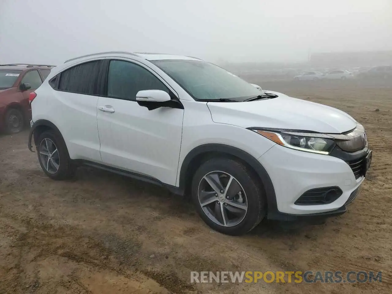 4 Photograph of a damaged car 3CZRU5H56MM732266 HONDA HR-V 2021