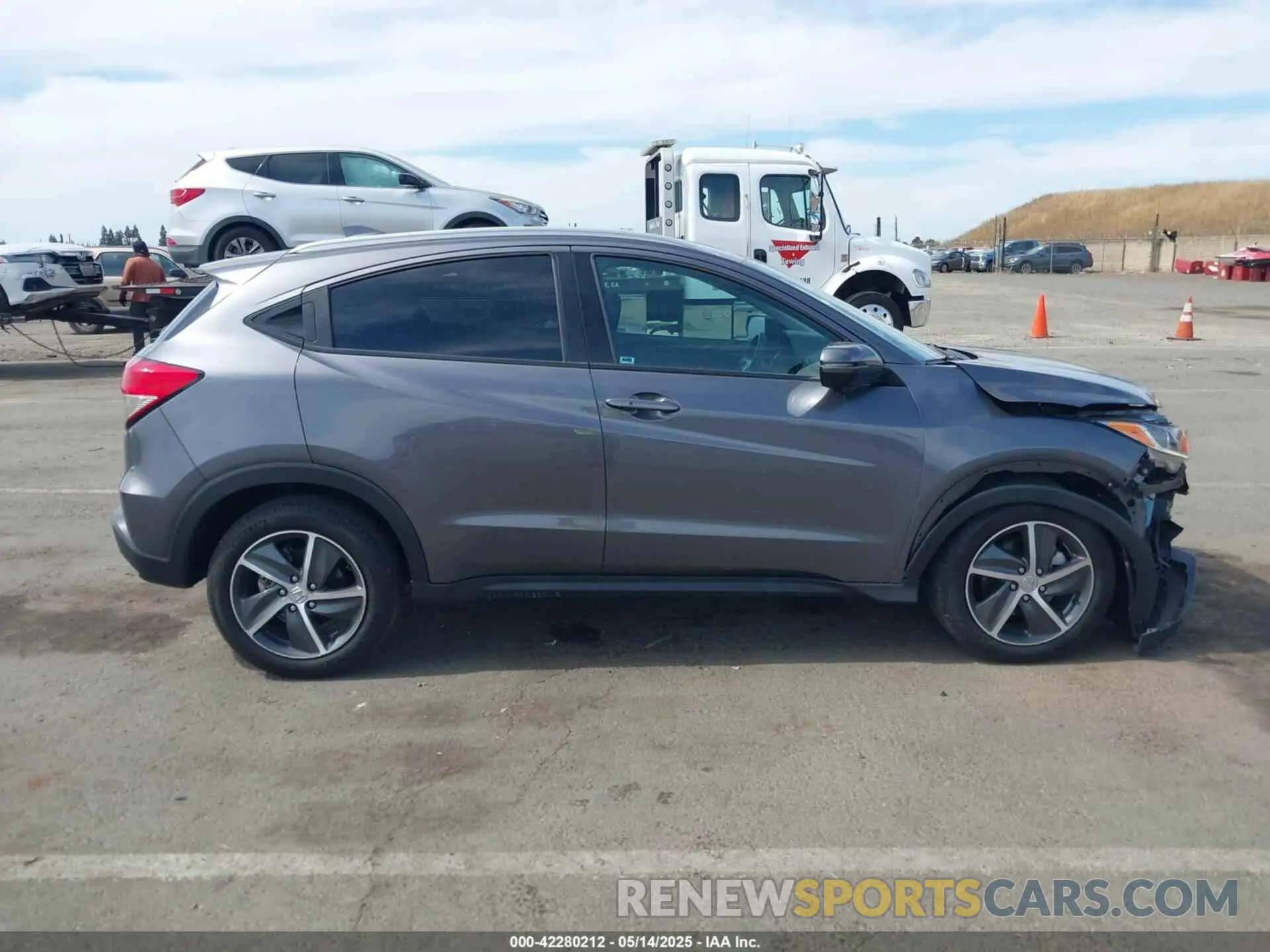 14 Фотография поврежденного автомобиля 3CZRU5H59MM710083 HONDA HR-V 2021