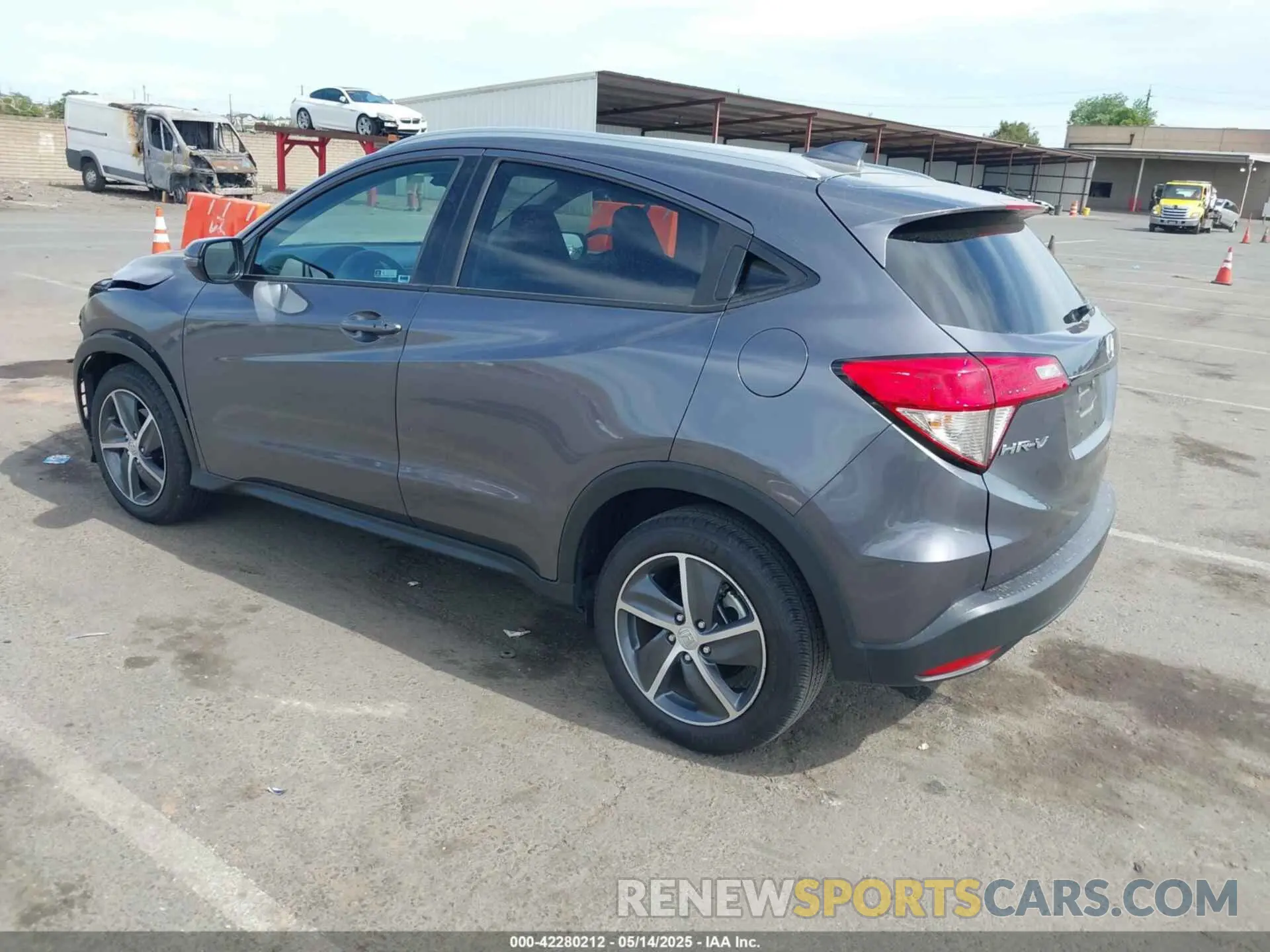 3 Фотография поврежденного автомобиля 3CZRU5H59MM710083 HONDA HR-V 2021