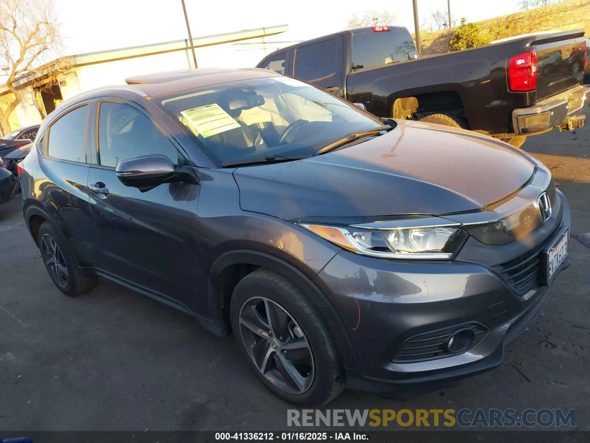 14 Фотография поврежденного автомобиля 3CZRU5H75MM704623 HONDA HR-V 2021