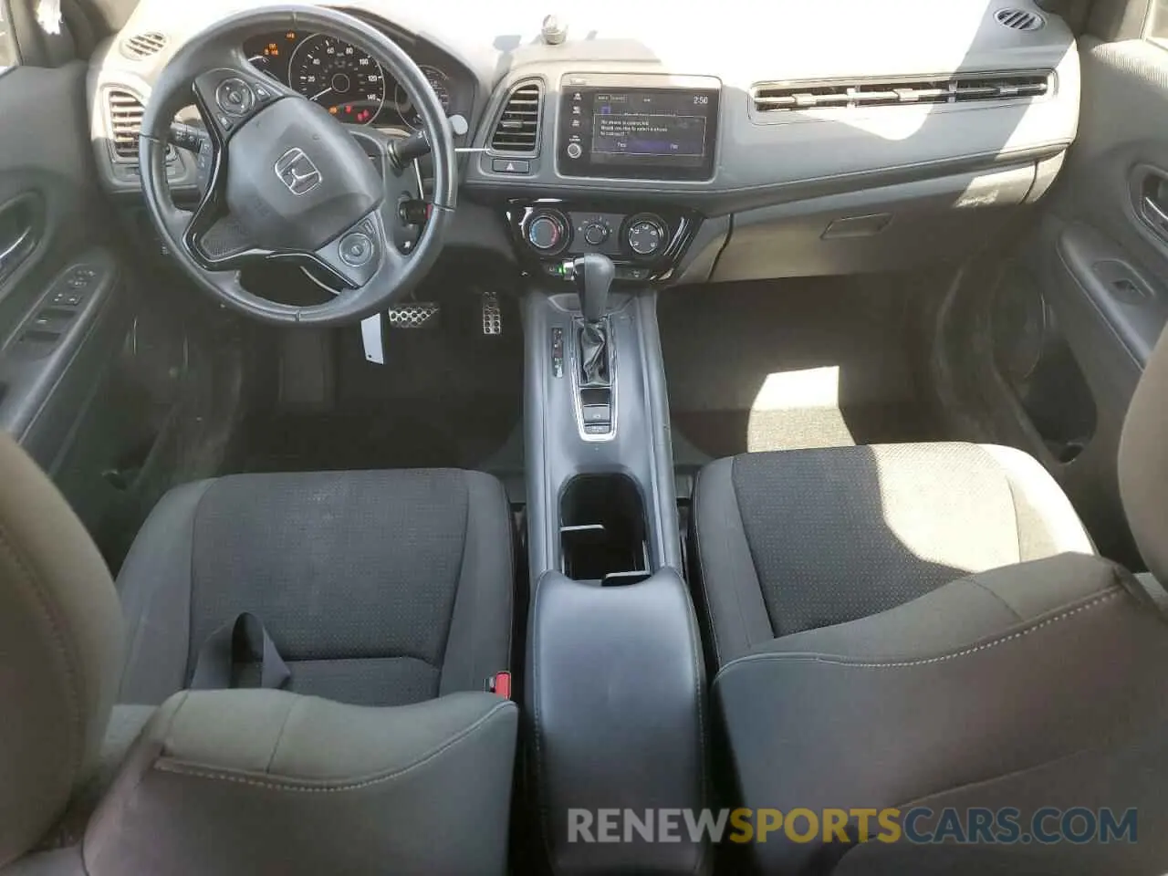 8 Photograph of a damaged car 3CZRU6H10MM733500 HONDA HR-V 2021