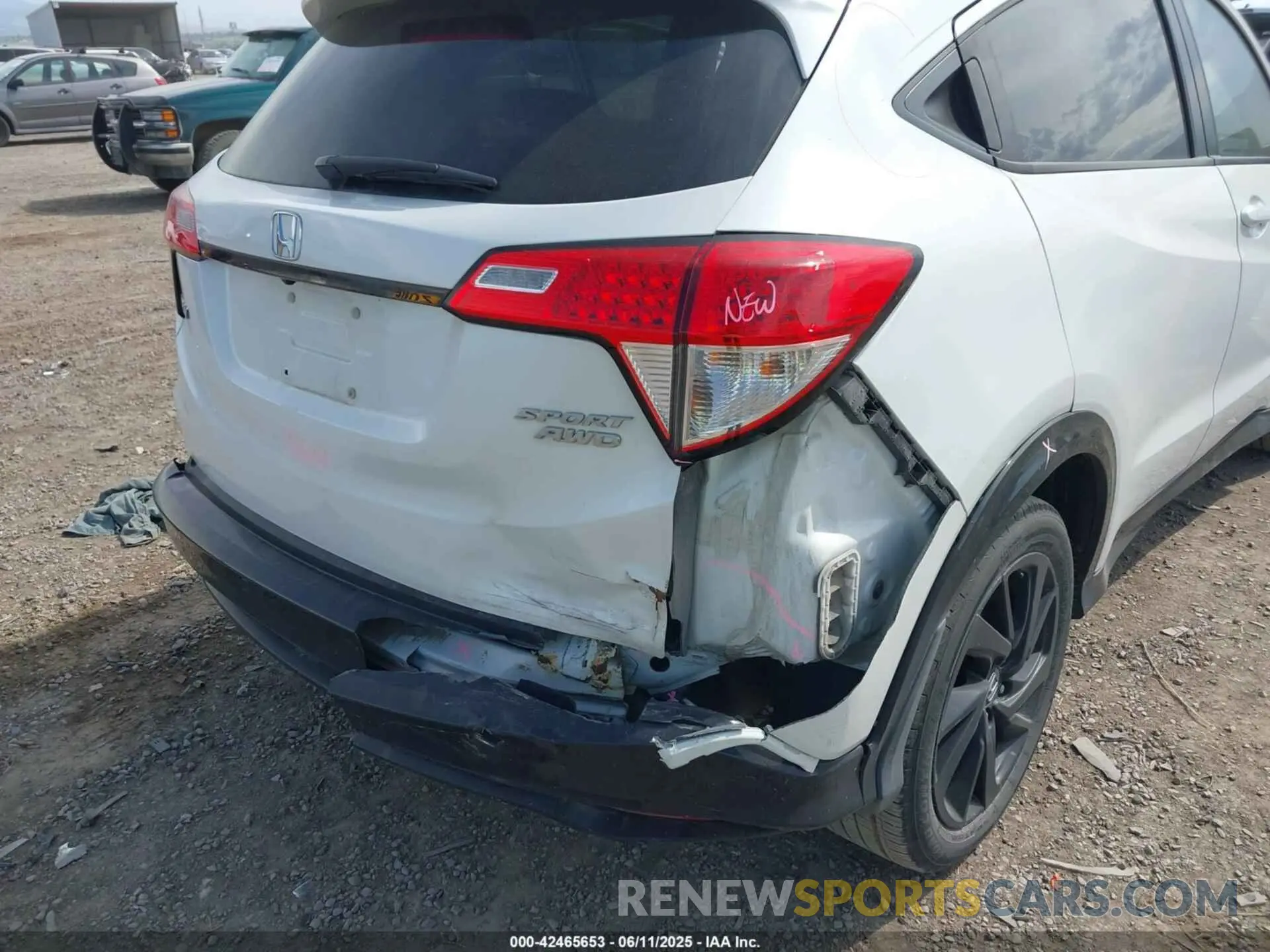 6 Photograph of a damaged car 3CZRU6H11MM727513 HONDA HR-V 2021