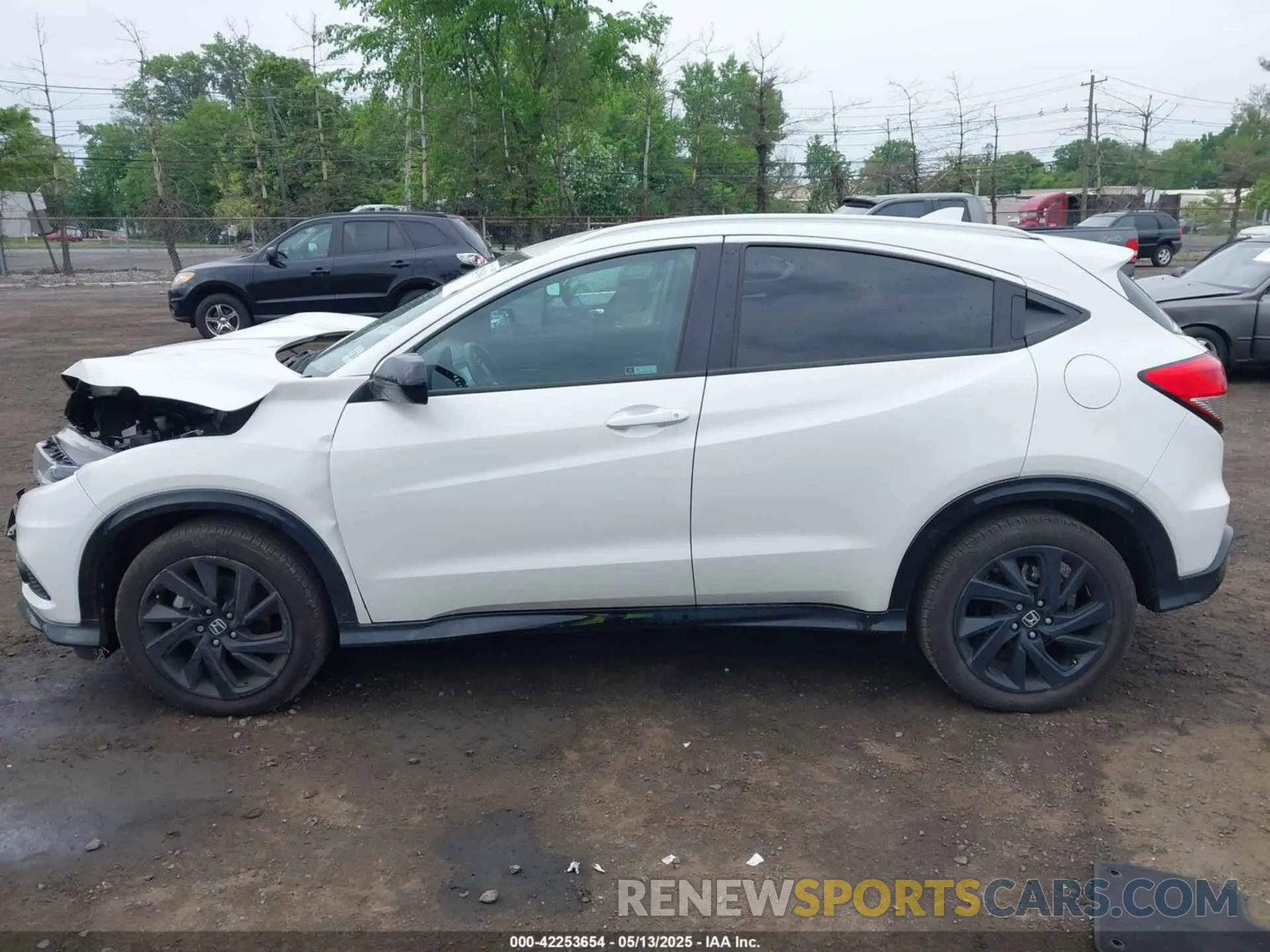14 Фотография поврежденного автомобиля 3CZRU6H12MM721137 HONDA HR-V 2021