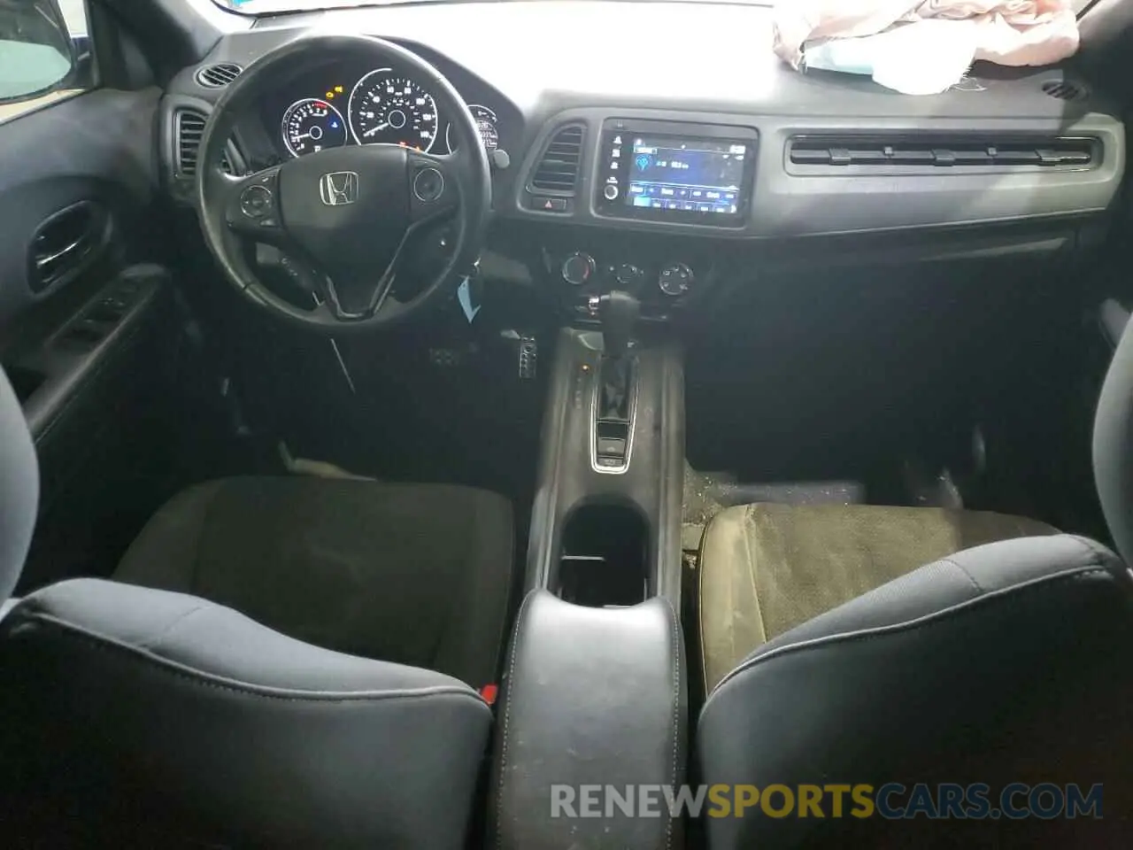 8 Photograph of a damaged car 3CZRU6H12MM730890 HONDA HR-V 2021