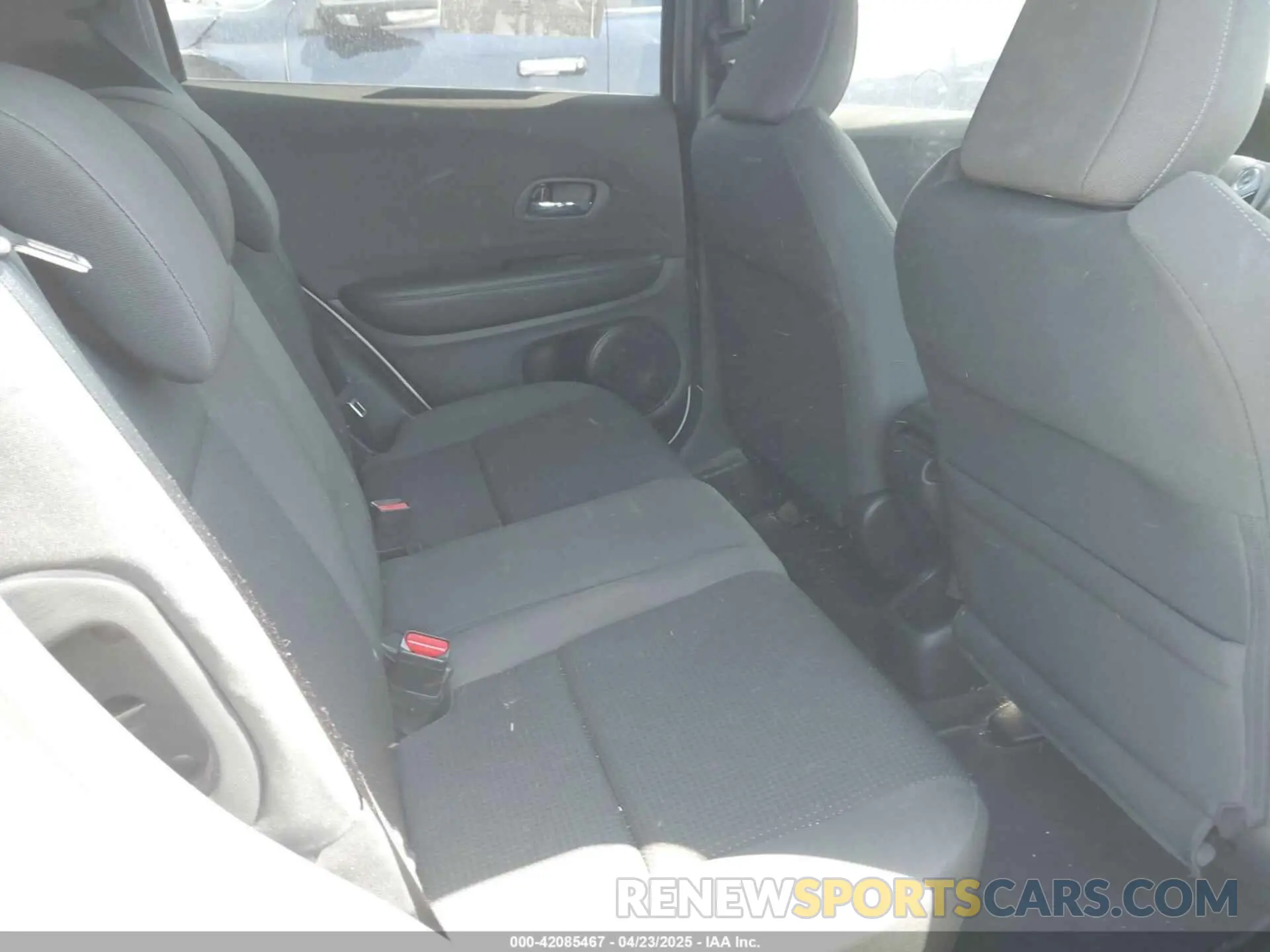 8 Photograph of a damaged car 3CZRU6H13MM724676 HONDA HR-V 2021