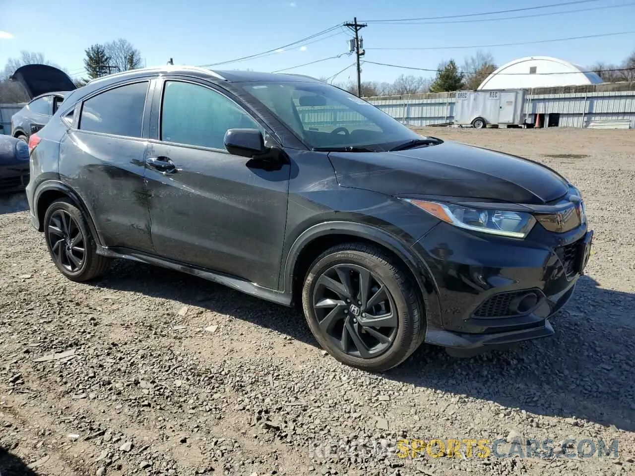 4 Photograph of a damaged car 3CZRU6H15MM730883 HONDA HR-V 2021