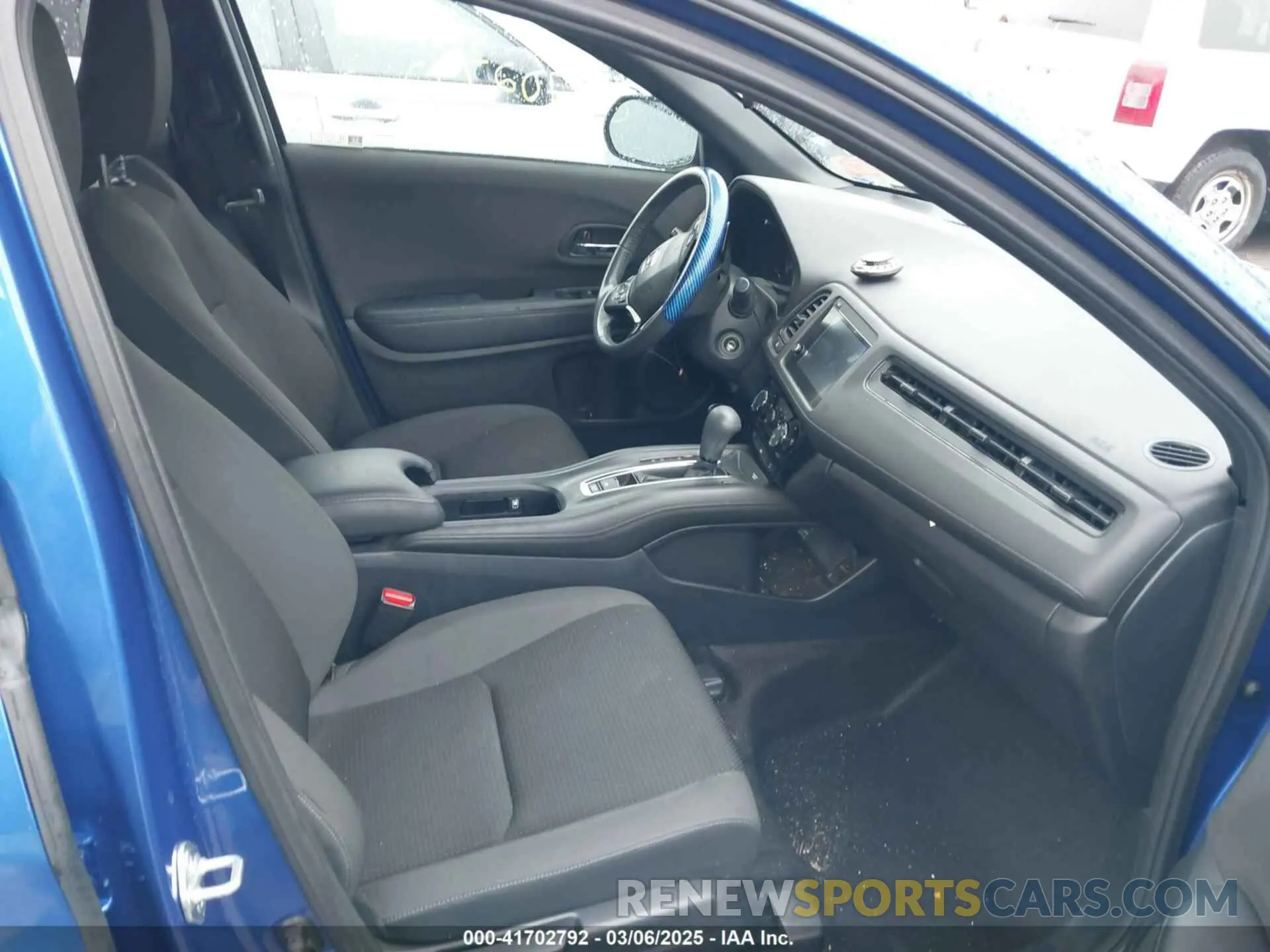 5 Photograph of a damaged car 3CZRU6H17MM743764 HONDA HR-V 2021