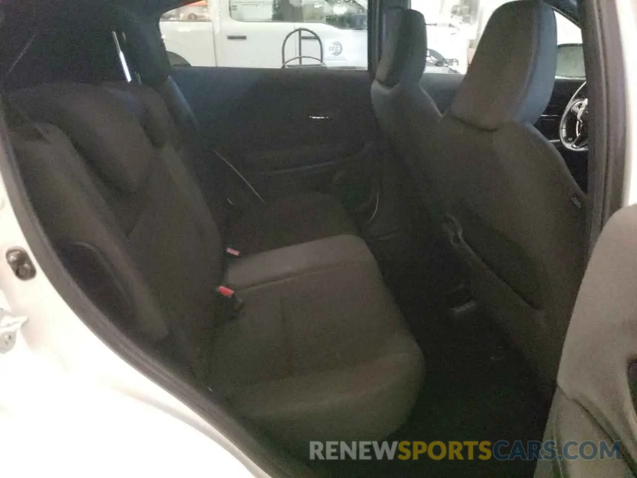 11 Photograph of a damaged car 3CZRU6H1XMM725100 HONDA HR-V 2021