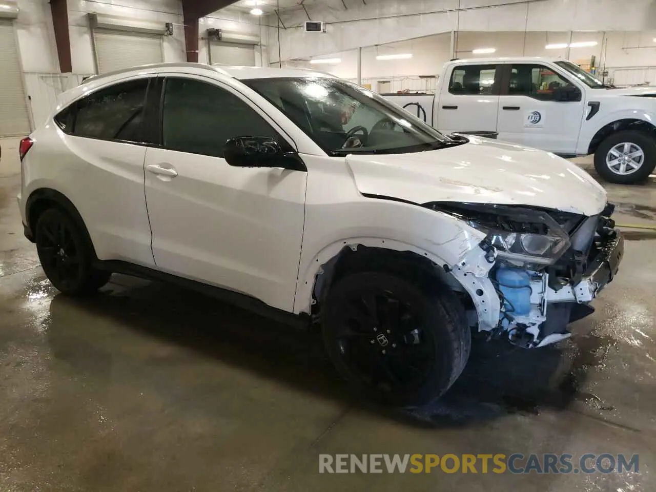 4 Photograph of a damaged car 3CZRU6H1XMM725100 HONDA HR-V 2021