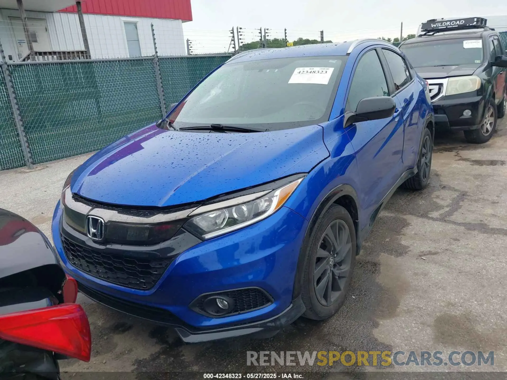 12 Photograph of a damaged car 3CZRU6H1XMM747601 HONDA HR-V 2021