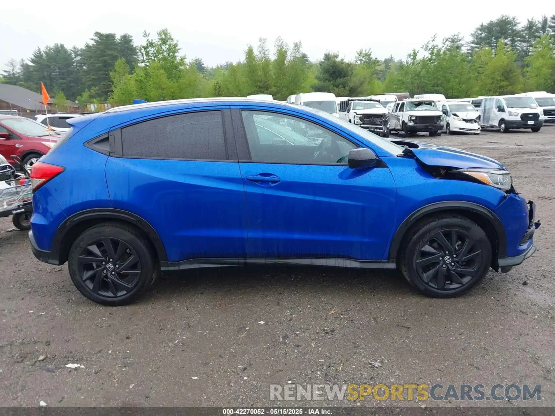 13 Photograph of a damaged car 3CZRU6H1XMM751017 HONDA HR-V 2021