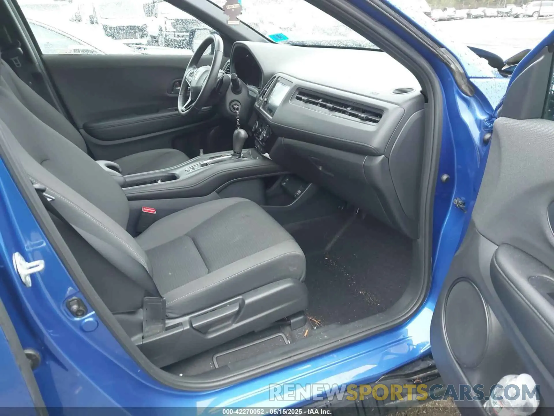 5 Photograph of a damaged car 3CZRU6H1XMM751017 HONDA HR-V 2021