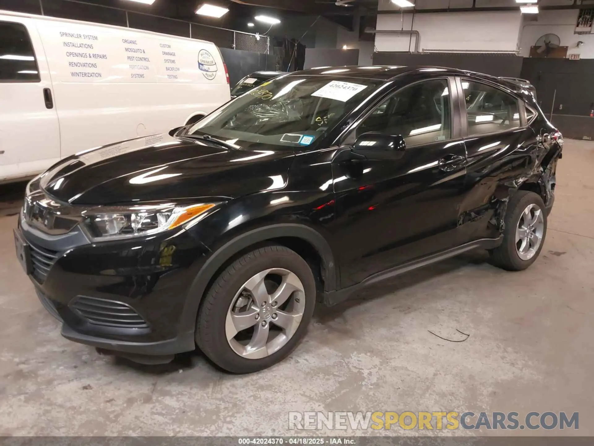 2 Photograph of a damaged car 3CZRU6H30MM710767 HONDA HR-V 2021