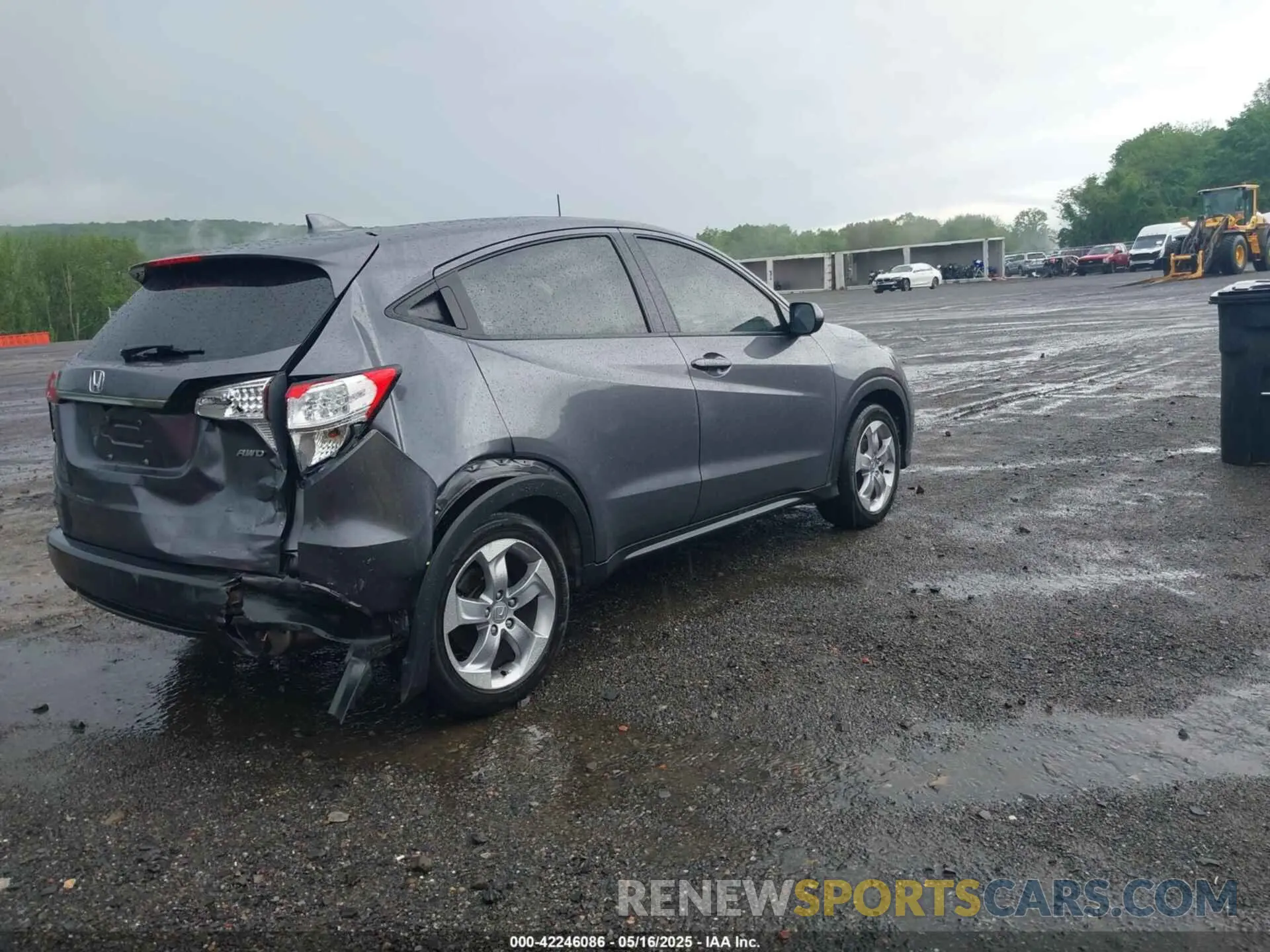 4 Photograph of a damaged car 3CZRU6H30MM744305 HONDA HR-V 2021