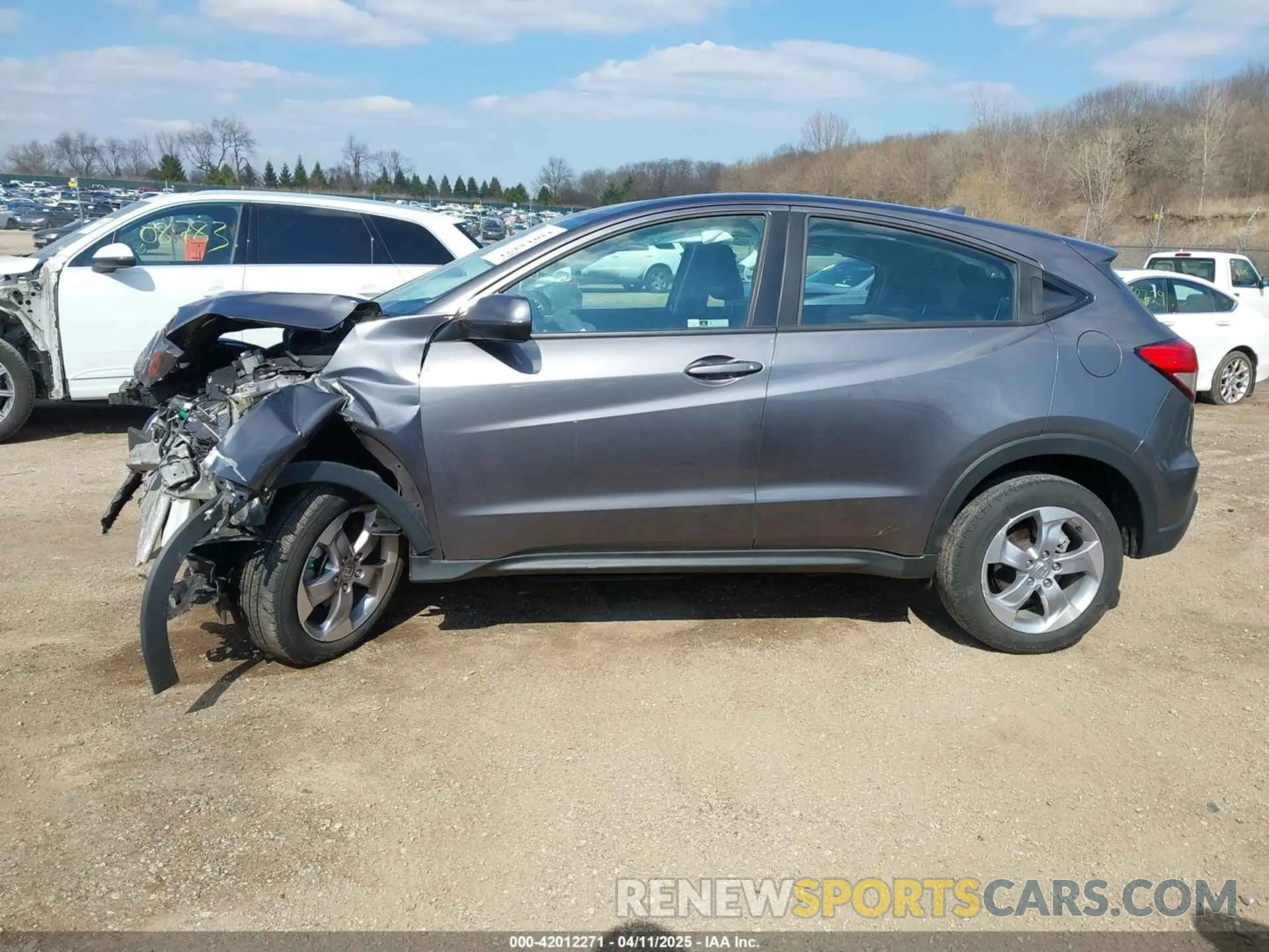 13 Photograph of a damaged car 3CZRU6H31MM703097 HONDA HR-V 2021