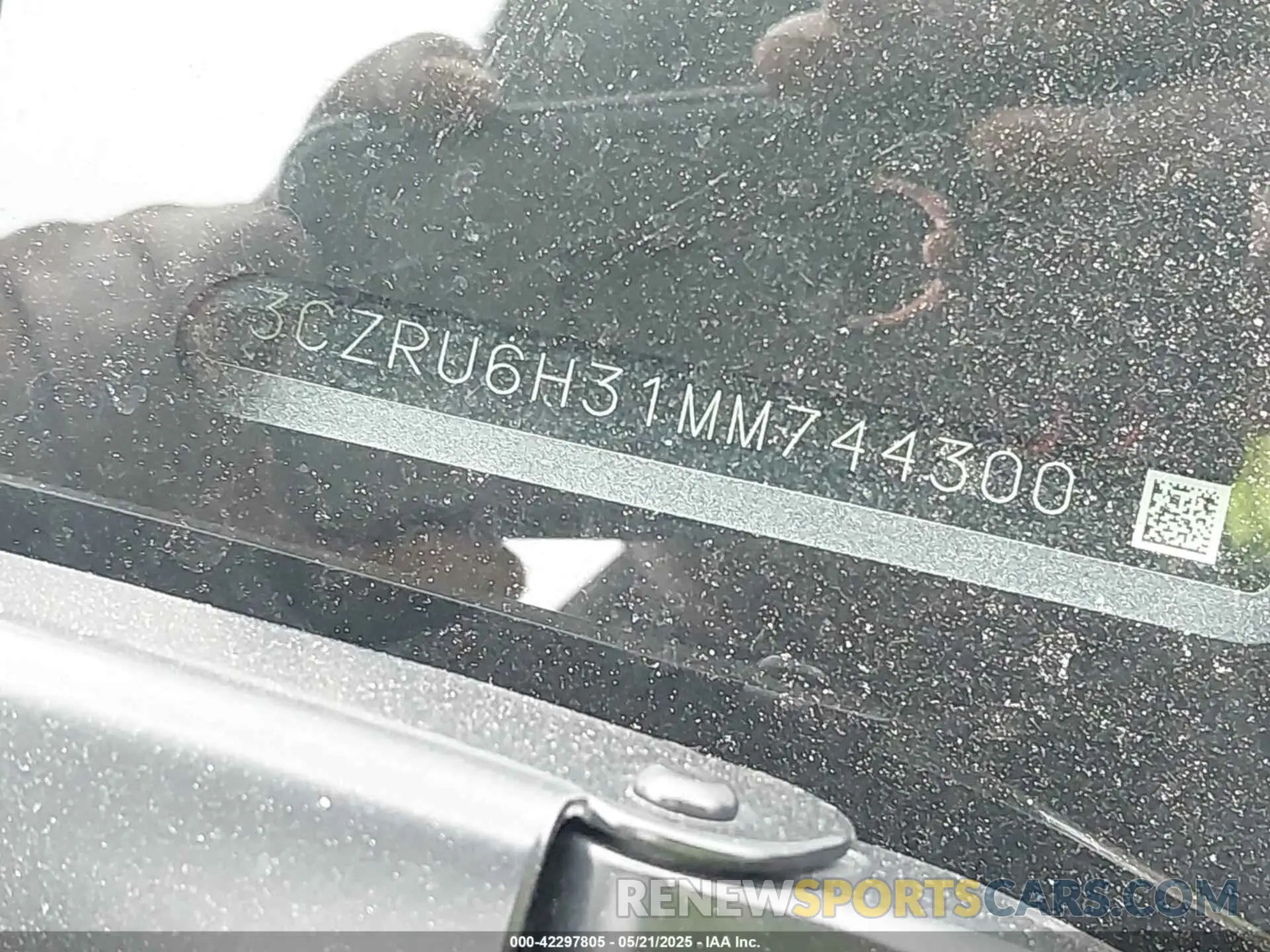 17 Фотография поврежденного автомобиля 3CZRU6H31MM744300 HONDA HR-V 2021