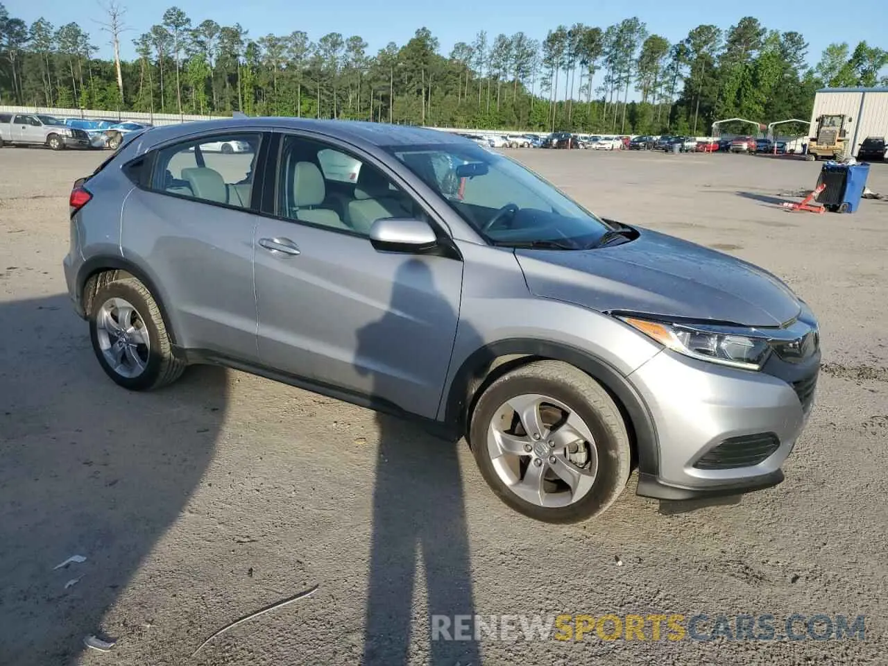 4 Photograph of a damaged car 3CZRU6H31MM753143 HONDA HR-V 2021