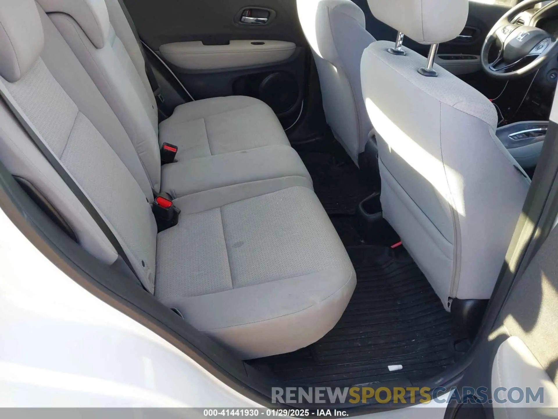 8 Фотография поврежденного автомобиля 3CZRU6H33MM731936 HONDA HR-V 2021