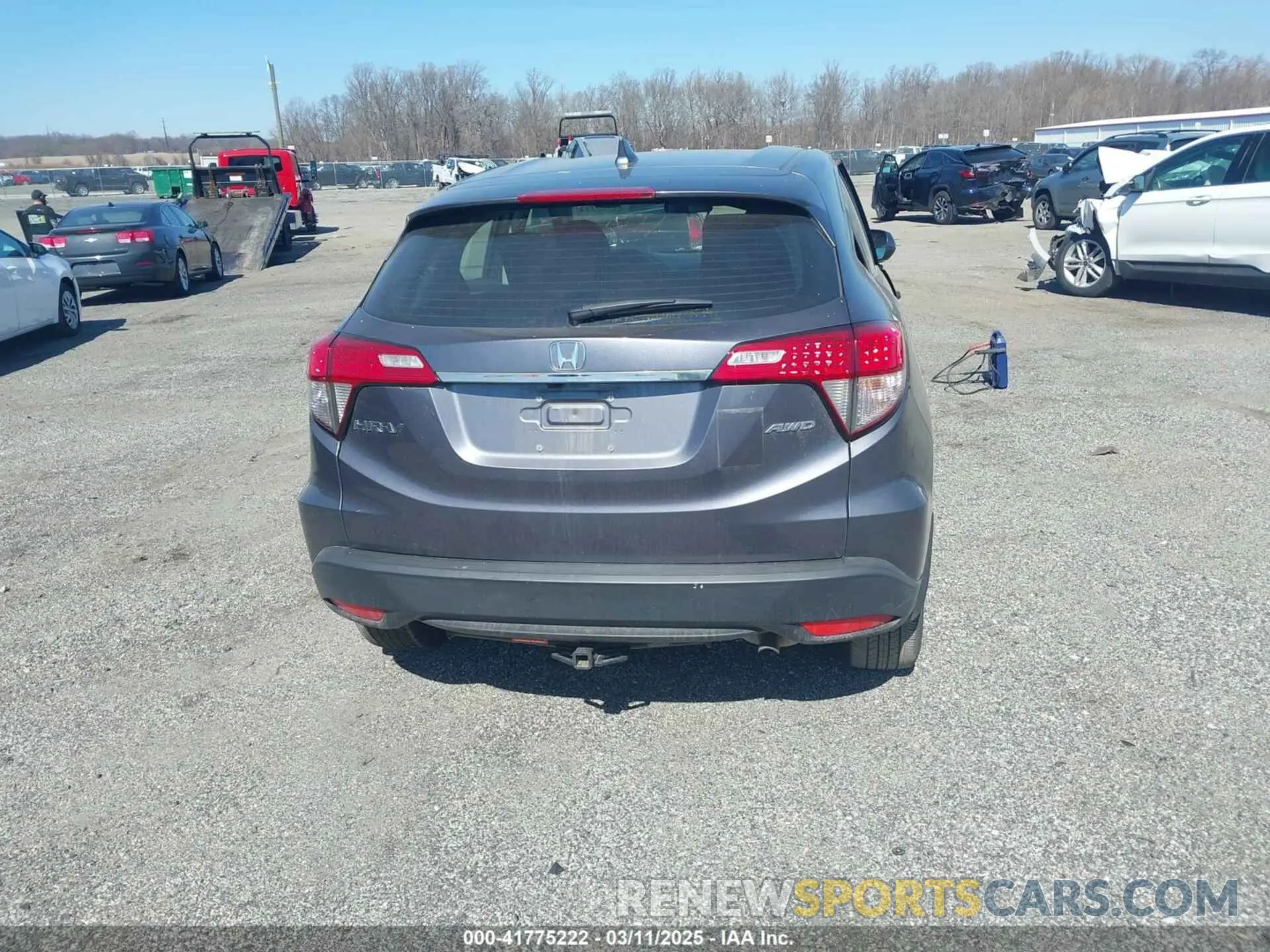 16 Photograph of a damaged car 3CZRU6H33MM731998 HONDA HR-V 2021