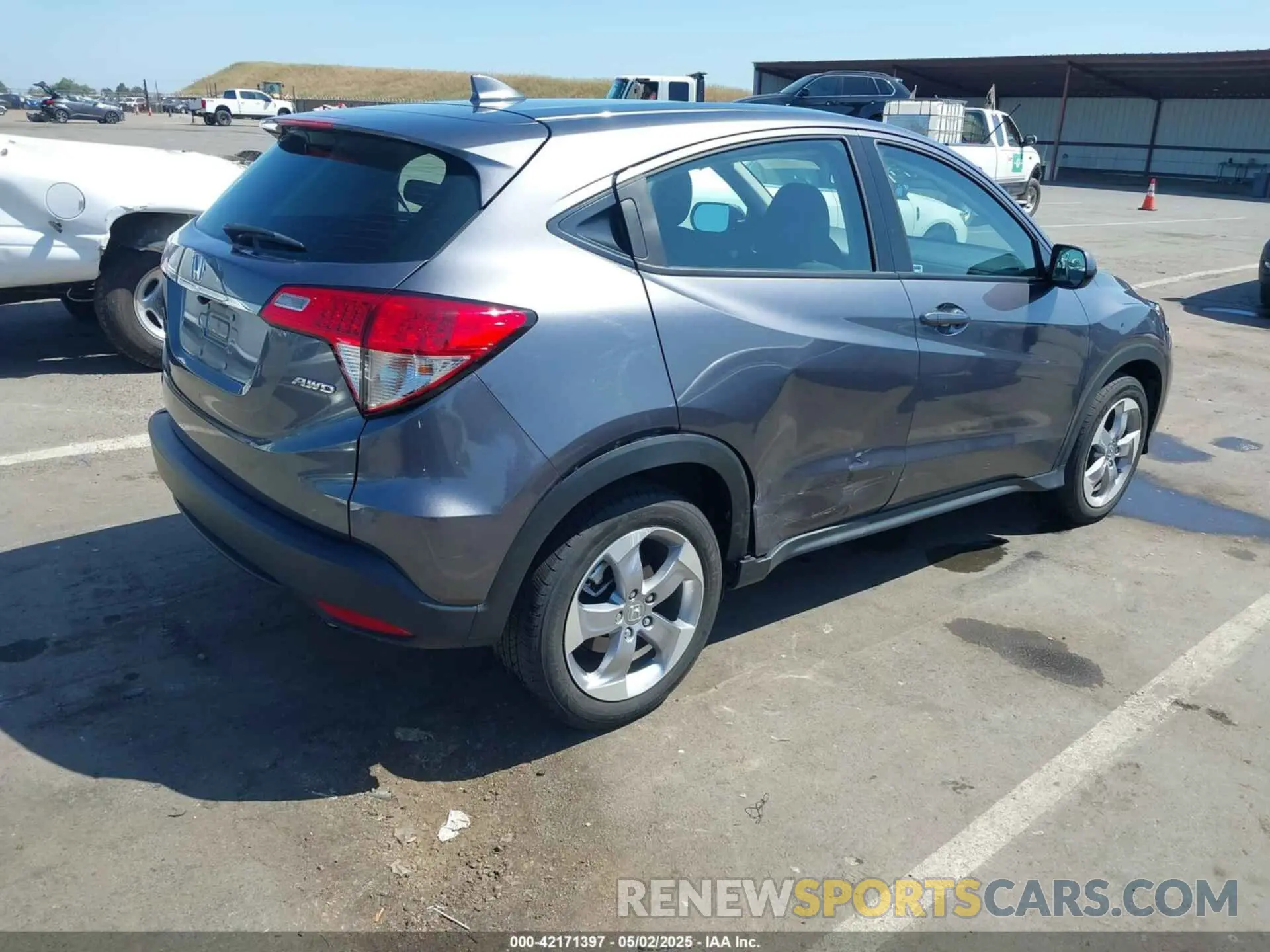 4 Фотография поврежденного автомобиля 3CZRU6H37MM713309 HONDA HR-V 2021