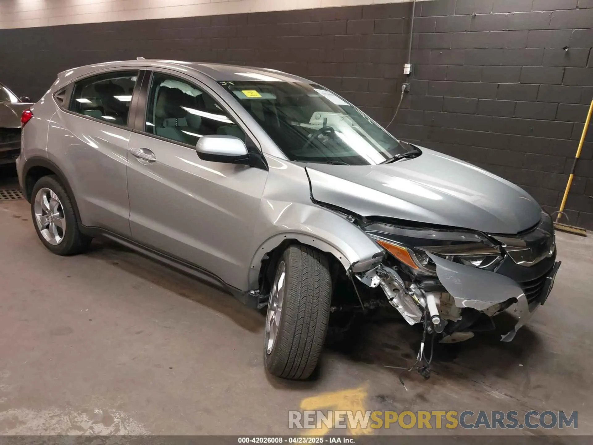 1 Photograph of a damaged car 3CZRU6H37MM718266 HONDA HR-V 2021
