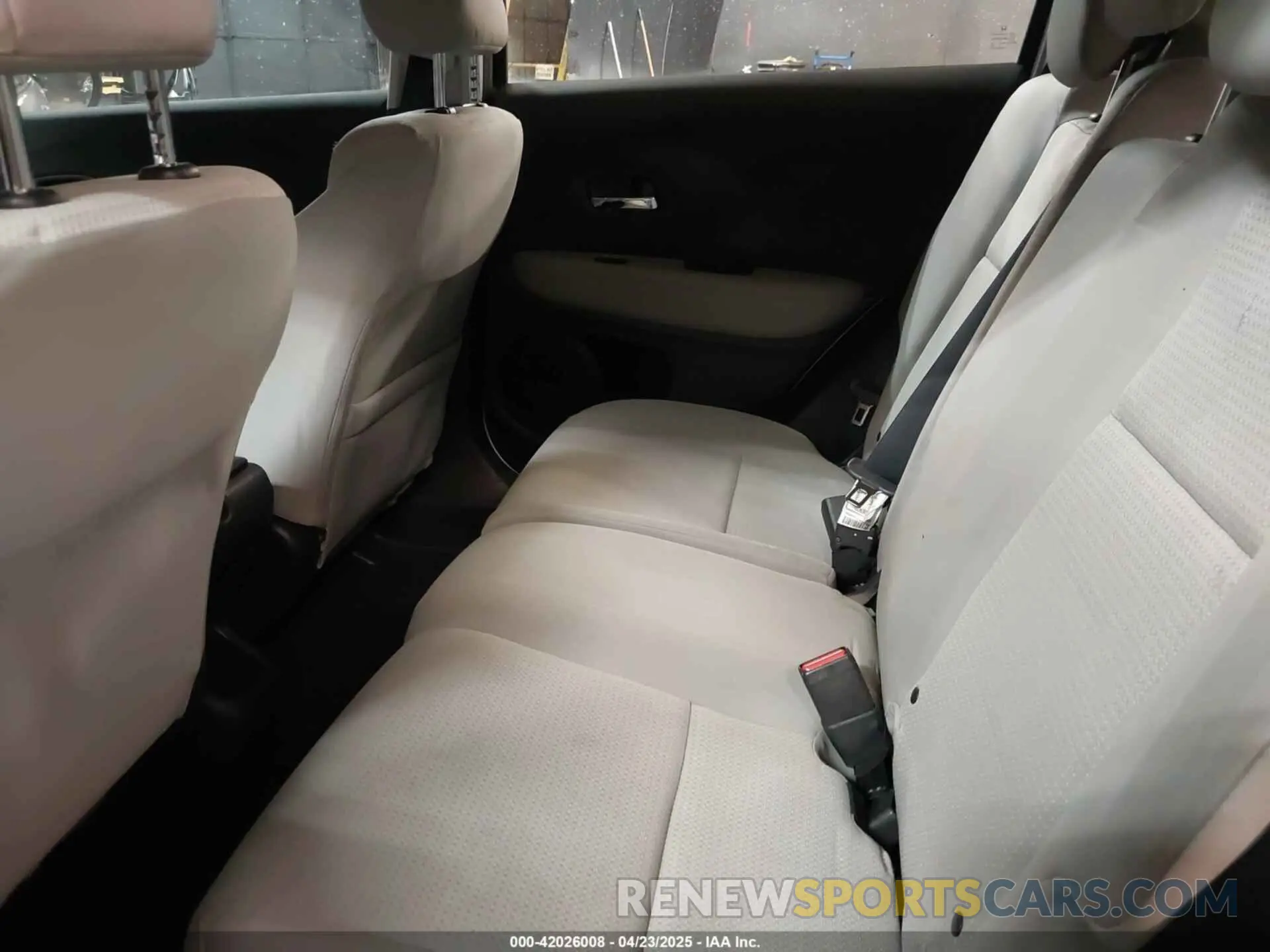 8 Photograph of a damaged car 3CZRU6H37MM718266 HONDA HR-V 2021