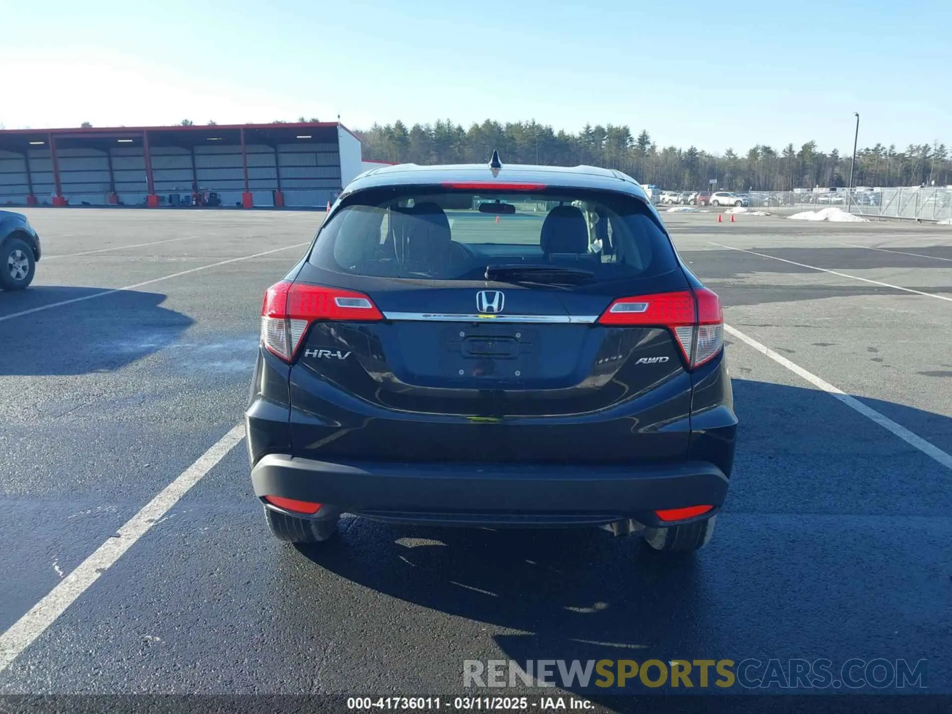 16 Photograph of a damaged car 3CZRU6H37MM738839 HONDA HR-V 2021