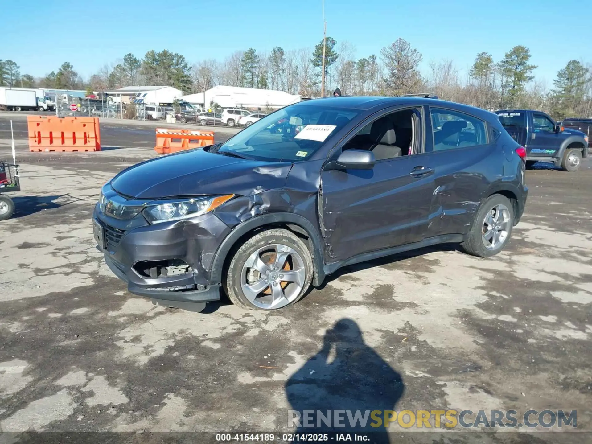 2 Фотография поврежденного автомобиля 3CZRU6H37MM743555 HONDA HR-V 2021