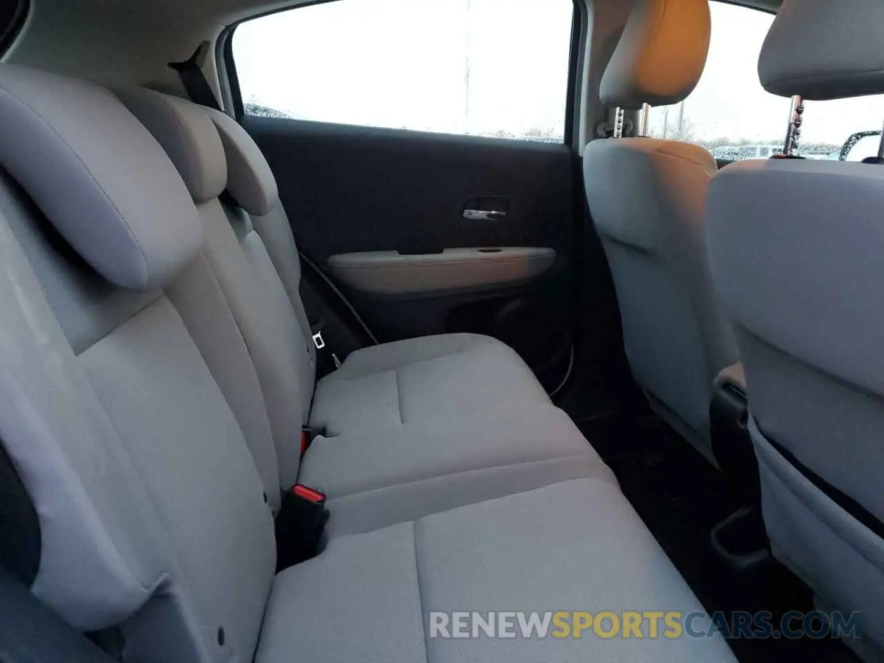 12 Фотография поврежденного автомобиля 3CZRU6H39MM737725 HONDA HR-V 2021