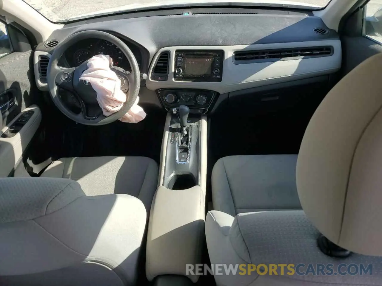 8 Photograph of a damaged car 3CZRU6H3XMM741380 HONDA HR-V 2021