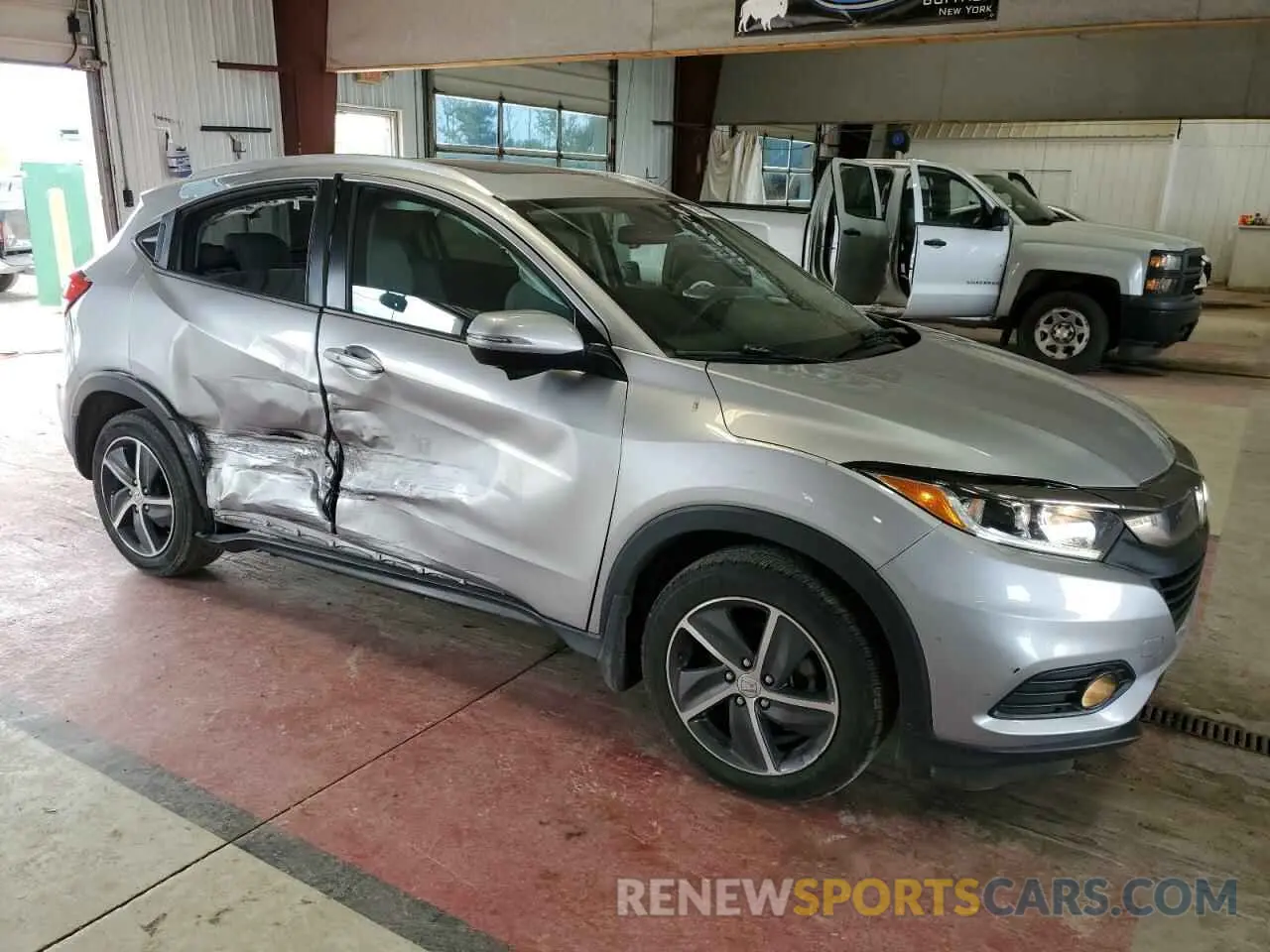 4 Photograph of a damaged car 3CZRU6H50MM714562 HONDA HR-V 2021