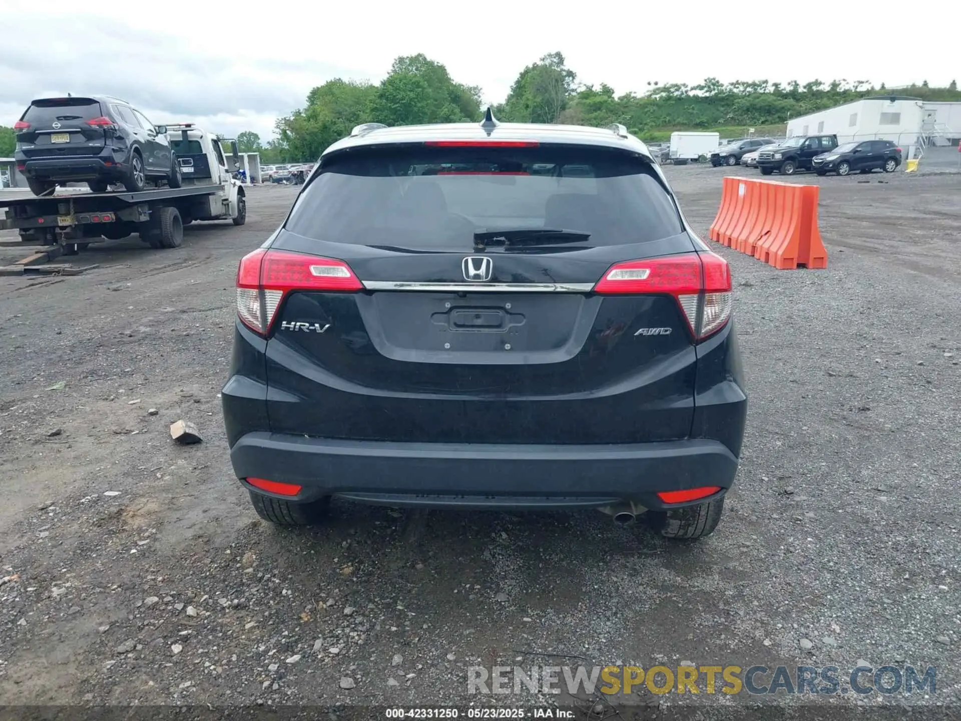 15 Photograph of a damaged car 3CZRU6H51MM709824 HONDA HR-V 2021