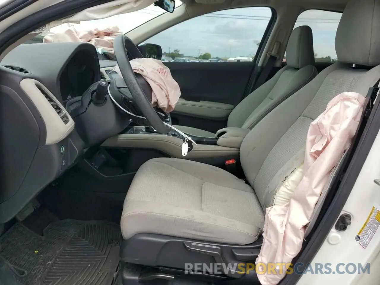 7 Photograph of a damaged car 3CZRU6H53MM740783 HONDA HR-V 2021